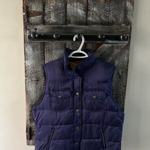 Wrangler Vest Dark Purple - Size Medium